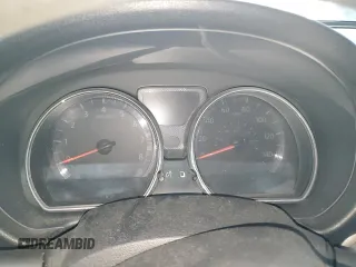 2013 Nissan Versa SL z VIN 3N1CN7AP3DL867228, wystawiony jako Copart lot #58484195 z przebiegiem 153 232 mil mil oraz Szkoda całkowita • Salvage title. Historia ofert i sprzedaży dostępna na DreamBid. Obrazek 9.