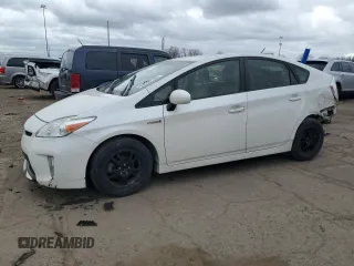 2013 Toyota Prius One z VIN JTDKN3DU7D1677622, wystawiony jako Copart lot #53108135 z przebiegiem 235 881 mil mil oraz Czysty tytuł • Clean title. Historia ofert i sprzedaży dostępna na DreamBid. Obrazek 1.