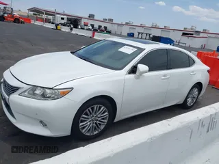 2014 Lexus ES 330 z VIN JTHBK1GG7E2101851, wystawiony jako IAAI lot #42576730 z przebiegiem 175 517 mil mil oraz . Historia ofert i sprzedaży dostępna na DreamBid. Obrazek 14.