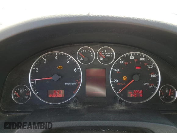 2003 Audi allroad A6 V8 z VIN WA1YD64B43N006004, wystawiony jako Copart lot #57481895 z przebiegiem 240 116 mil mil oraz Szkoda całkowita • Salvage title. Historia ofert i sprzedaży dostępna na DreamBid. Obrazek 9.