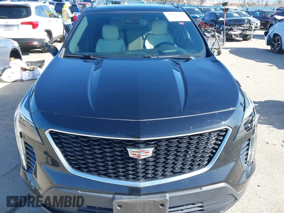 2020 Cadillac XT4 FWD Sport z VIN 1GYFZER49LF021475, wystawiony jako IAAI lot #41962892 z przebiegiem 41 603 mil mil oraz . Historia ofert i sprzedaży dostępna na DreamBid. Obrazek 12.