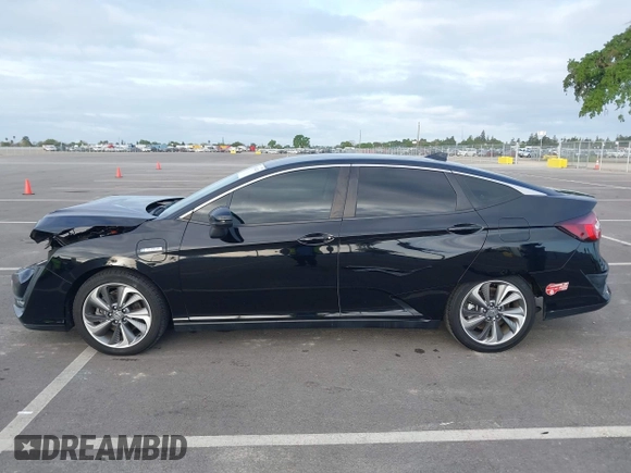 2018 Honda Clarity Plug-In Hybrid Touring with VIN JHMZC5F39JC000901, listed as a IAAI auction lot 41914470 with 80,482 mi miles. Bid and sale history available at carsss.com. Image 15.