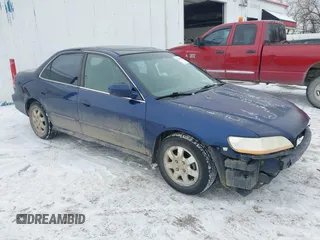 2001 Honda Accord EX z VIN 1HGCG56671A096806, wystawiony jako IAAI lot #41333454 z przebiegiem 236 763 mil mil oraz . Historia ofert i sprzedaży dostępna na DreamBid. Obrazek 1.