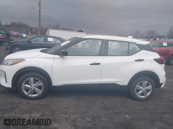 2022 Nissan Kicks S with VIN 3N1CP5BV5NL528712, listed as a IAAI auction lot 41863063 with 13,431 mi miles. Bid and sale history available at carsss.com. Image 14.