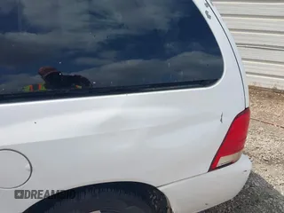 2006 Ford Freestar SE z VIN 2FMZA51616BA22838, wystawiony jako IAAI lot #42100454 z przebiegiem 185 433 mil mil oraz . Historia ofert i sprzedaży dostępna na DreamBid. Obrazek 6.