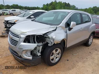 2016 Chevrolet Trax LS z VIN KL7CJNSB3GB759579, wystawiony jako IAAI lot #42212920 z przebiegiem 112 493 mil mil oraz . Historia ofert i sprzedaży dostępna na DreamBid. Obrazek 2.