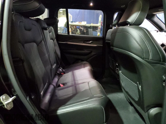 2024 Jeep Grand Cherokee Limited z VIN 1C4RJHBG7RC166637, wystawiony jako Copart lot #47557925 z przebiegiem 5 551 mil mil oraz Szkoda całkowita • Salvage title. Historia ofert i sprzedaży dostępna na DreamBid. Obrazek 11.