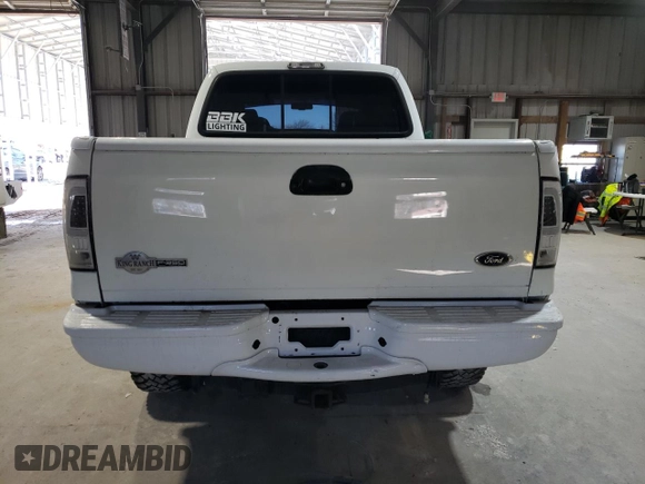2006 Ford F-350 XL with VIN 1FTWW31P76EC06434, listed as a Copart auction lot 88783425 with 256,189 mi miles and Salvage Title. Bid and sale history available at DreamBid. Image 6.