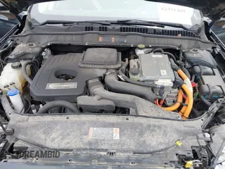 2020 Ford Fusion SE с VIN 3FA6P0LU4LR163314, выставлен на аукционе IAAI как лот 42351409 с пробегом 61 889 миль миль и . История ставок и продаж доступна на DreamBid. Изображение 10.