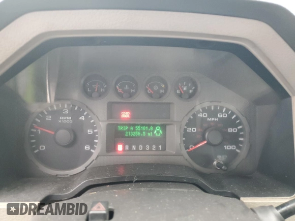 2008 Ford F-250 XL with VIN 1FTSX20558EB19852, listed as a Copart auction lot 42393595 with 213,258 mi miles and Clean title. Bid and sale history available at DreamBid. Image 9.