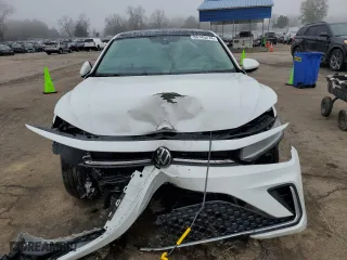 2025 Volkswagen Jetta SE with VIN 3VW7X7BU5SM013679, listed as a Copart auction lot 86745274 with 12,380 mi miles and Salvage Title. Bid and sale history available at carsss.com. Image 5.