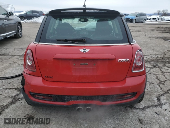 2013 MINI Hardtop S with VIN WMWSV3C56DT389389, listed as a Copart auction lot 89288615 with 85,001 mi miles and Salvage title. Bid and sale history available at DreamBid. Image 6.