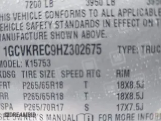 2017 Chevrolet Silverado 1500 LT with VIN 1GCVKREC9HZ302675, listed as a IAAI auction lot 41876398 with 113,475 mi miles. Bid and sale history available at carsss.com. Image 9.
