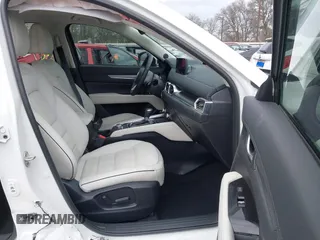 2025 Mazda CX-5 2.5 S Premium Plus Package with VIN JM3KFBEM9S0549107, listed as a IAAI auction lot 41695549 with 3,544 mi miles. Bid and sale history available at carsss.com. Image 5.