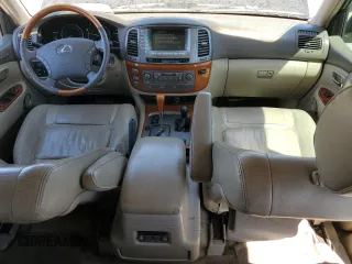 2004 Lexus LX 470 z VIN JTJHT00W843539918, wystawiony jako Copart lot #60612045 z przebiegiem 303 070 mil mil oraz Czysty tytuł • Clean title. Historia ofert i sprzedaży dostępna na DreamBid. Obrazek 8.