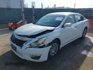 2015 Nissan Altima S with VIN 1N4AL3AP4FN388442, listed as a IAAI auction lot 42107172 with 113,354 mi miles and . Bid and sale history available at carsss.com. Image 17.