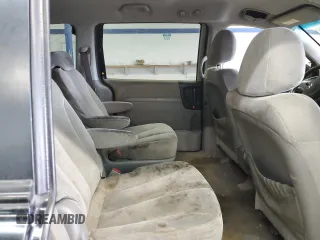 2008 Hyundai Entourage GLS z VIN KNDMC233086051923, wystawiony jako Copart lot #47754735 z przebiegiem Nie podano mil oraz Szkoda całkowita • Salvage title. Historia ofert i sprzedaży dostępna na DreamBid. Obrazek 11.