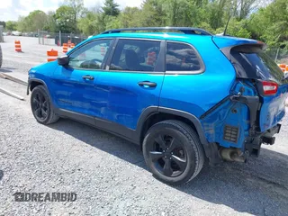 2017 Jeep Cherokee Altitude with VIN 1C4PJLAS7HW663071, listed as a IAAI auction lot 42186905 with 203,296 mi miles and . Bid and sale history available at DreamBid. Image 3.