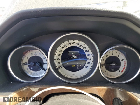 2014 Mercedes-Benz E 350 Sport z VIN WDDHF5KB4EA918824, wystawiony jako Copart lot #59358435 z przebiegiem 167 606 mil mil oraz Szkoda całkowita • Salvage title. Historia ofert i sprzedaży dostępna na DreamBid. Obrazek 9.