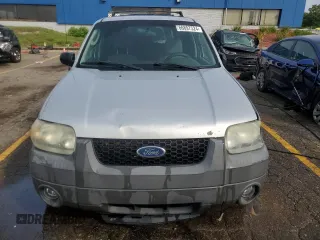 2006 Ford Escape XLT with VIN 1FMYU03196KC63432, listed as a Copart auction lot 66897524 with 214,049 mi miles and Clean Title. Bid and sale history available at carsss.com. Image 5.