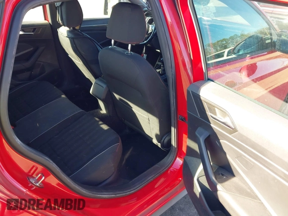 2019 Volkswagen Jetta GLI S z VIN 3VW5T7BU3KM225015, wystawiony jako IAAI lot #41352228 z przebiegiem 96 874 mil mil oraz . Historia ofert i sprzedaży dostępna na DreamBid. Obrazek 8.