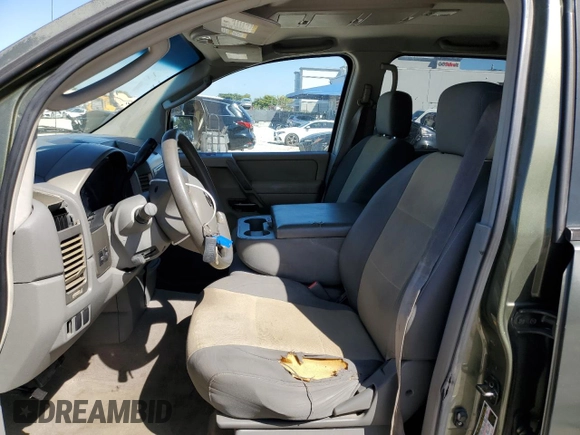 2004 Nissan Titan LE with VIN 1N6AA07AX4N512077, listed as a Copart auction lot 46105645 with 175,412 mi miles and Salvage Title. Bid and sale history available at DreamBid. Image 7.