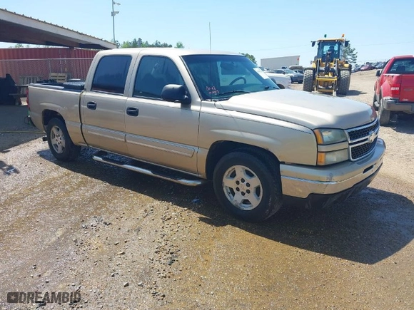 2006 Chevrolet Silverado 1500 LT1 with VIN 2GCEC13T361168110, listed as a IAAI auction lot 41863581 with 193,594 mi miles. Bid and sale history available at carsss.com. Image 1.