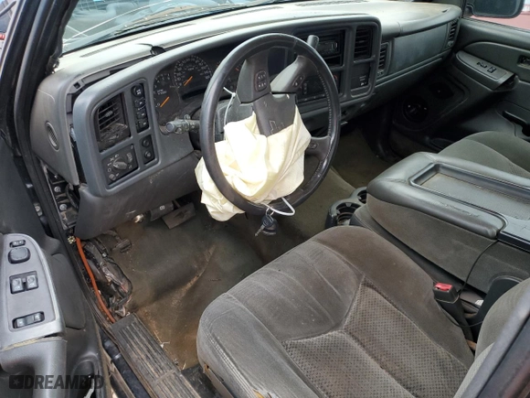 2004 Chevrolet Silverado 1500 LS with VIN 2GCEK19T941203854, listed as a Copart auction lot 43809335 with 303,087 mi miles and Salvage Title. Bid and sale history available at carsss.com. Image 8.