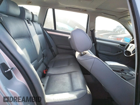 2003 BMW 3 Series 325xi with VIN WBAEP33453PF02225, listed as a Copart auction lot 75361484 with 207,860 mi miles and Clean Title. Bid and sale history available at carsss.com. Image 10.