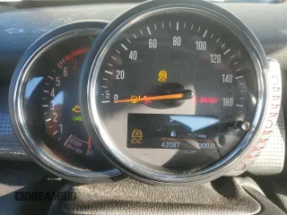 2017 MINI Convertible Cooper z VIN WMWWG5C38H3C99627, wystawiony jako Copart lot #75053914 z przebiegiem 42 087 mil mil oraz Nie do naprawy • Non repairable. Historia ofert i sprzedaży dostępna na DreamBid. Obrazek 9.