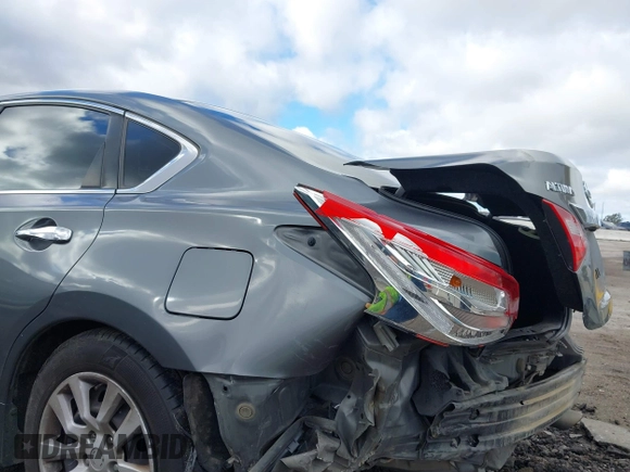 2016 Nissan Altima SV with VIN 1N4AL3APXGC150169, listed as a IAAI auction lot 41700079 with 170,221 mi miles and . Bid and sale history available at DreamBid. Image 18.