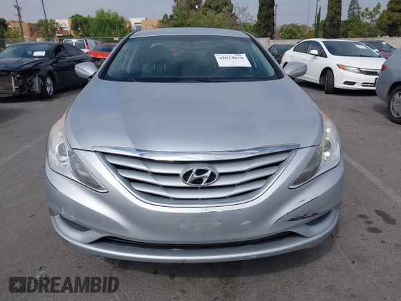 2013 Hyundai Sonata GLS with VIN 5NPEB4AC9DH598744, listed as a IAAI auction lot 42024858 with 92,750 mi miles and . Bid and sale history available at carsss.com. Image 11.
