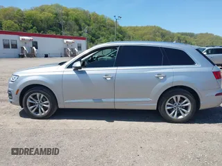 2018 Audi Q7 Premium Plus с VIN WA1LAAF79JD019641, выставлен на аукционе IAAI как лот 42136847 с пробегом 102 899 миль миль и . История ставок и продаж доступна на DreamBid. Изображение 14.