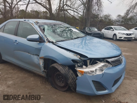 2012 Toyota Camry L with VIN 4T1BF1FK7CU598263, listed as a IAAI auction lot 41475685 with 192,406 mi miles. Bid and sale history available at carsss.com. Image 6.