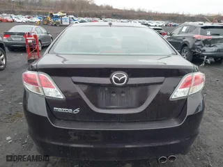 2010 Mazda Mazda6 i Touring Plus with VIN 1YVHZ8CH1A5M45421, listed as a IAAI auction lot 41983679 with 209,975 mi miles. Bid and sale history available at carsss.com. Image 16.