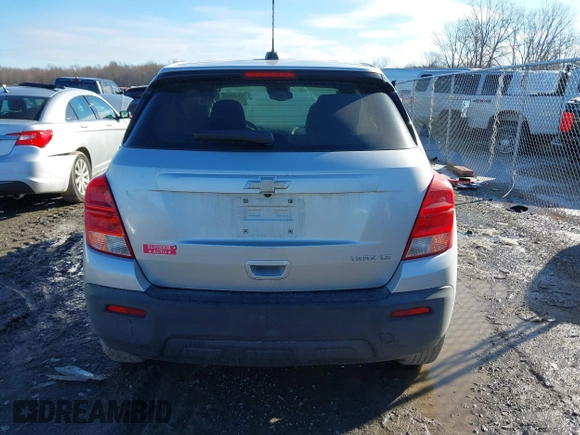 2016 Chevrolet Trax LS with VIN KL7CJKSB1GB695184, listed as a IAAI auction lot 41488203 with 113,410 mi miles. Bid and sale history available at carsss.com. Image 16.