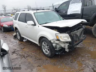 2010 Mercury Mariner Premier with VIN 4M2CN9HG8AKJ23758, listed as a IAAI auction lot 41724073 with 204,485 mi miles. Bid and sale history available at carsss.com. Image 1.