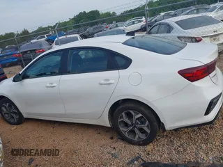 2019 Kia Forte LXS z VIN 3KPF24AD9KE077229, wystawiony jako IAAI lot #42032528 z przebiegiem 68 529 mil mil oraz . Historia ofert i sprzedaży dostępna na DreamBid. Obrazek 14.