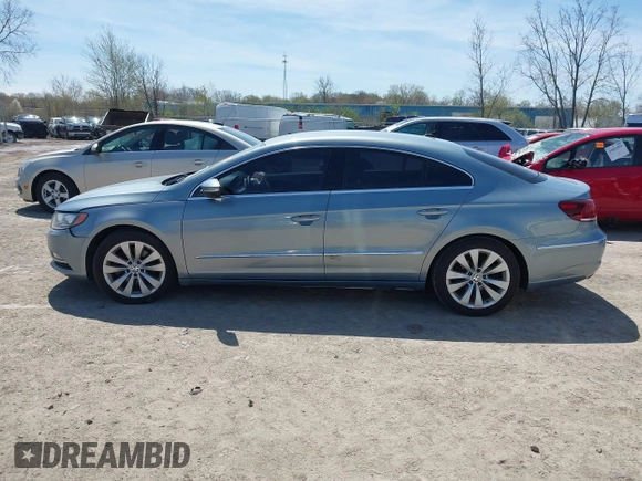 2013 Volkswagen CC Sport with VIN WVWBN7AN6DE536425, listed as a IAAI auction lot 42091513 with 180,753 mi miles. Bid and sale history available at carsss.com. Image 14.
