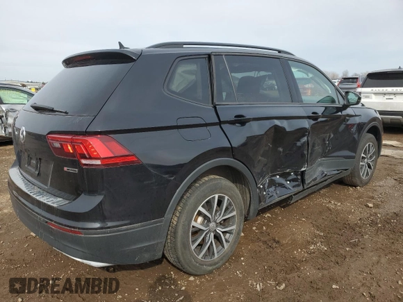 2021 Volkswagen Tiguan S z VIN 3VV0B7AX2MM000813, wystawiony jako Copart lot #49544255 z przebiegiem 43 801 mil mil oraz Szkoda całkowita • Salvage title. Historia ofert i sprzedaży dostępna na DreamBid. Obrazek 3.