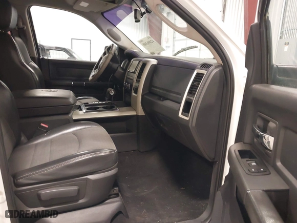 2009 Dodge Ram 1500 Sport with VIN 1D3HB13T39J521768, listed as a IAAI auction lot 42096308 with 173,989 mi miles. Bid and sale history available at carsss.com. Image 5.