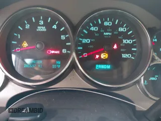 2010 Chevrolet Silverado 1500 LT with VIN 3GCRKSE37AG147218, listed as a IAAI auction lot 41827607 with 281,697 mi miles and . Bid and sale history available at DreamBid. Image 7.