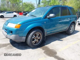 2005 Saturn VUE with VIN 5GZCZ33D35S825348, listed as a IAAI auction lot 42074908 with 141,340 mi miles. Bid and sale history available at carsss.com. Image 2.