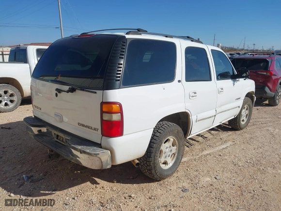 2003 Chevrolet Tahoe LS with VIN 1GNEC13Z43R282194, listed as a IAAI auction lot 41363024 with 207,135 mi miles. Bid and sale history available at carsss.com. Image 4.
