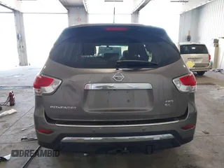 2014 Nissan Pathfinder SV with VIN 5N1AR2MM8EC677978, listed as a IAAI auction lot 42226299 with 159,939 mi miles and . Bid and sale history available at DreamBid. Image 16.