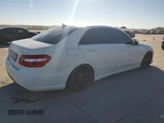 2011 Mercedes-Benz E 550 Luxury with VIN WDDHF7CB4BA279575, listed as a Copart auction lot 80548474 with 4,159 mi miles and Clean Title. Bid and sale history available at DreamBid. Image 3.