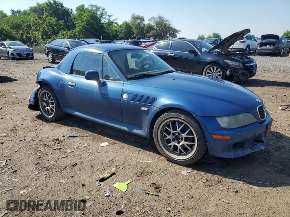 2000 BMW Z3 2.5 with VIN WBACH9341YLF88574, listed as a Copart auction lot 41901735 with 395,118 mi miles and Non repairable. Bid and sale history available at DreamBid. Image 4.