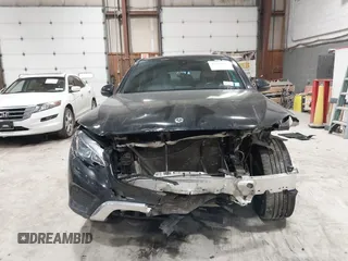 2018 Mercedes-Benz GLC with VIN WDC0J4KB5JF478457, listed as a IAAI auction lot 41584615 with 145,773 mi miles. Bid and sale history available at carsss.com. Image 13.