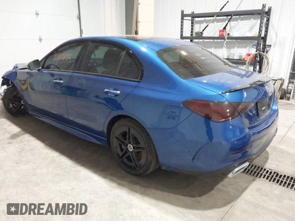 2022 Mercedes-Benz C 300 with VIN W1KAF4HB5NR067802, listed as a IAAI auction lot 41409645 with 44,100 mi miles and . Bid and sale history available at DreamBid. Image 3.