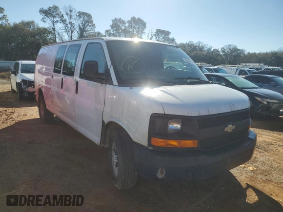 2017 Chevrolet Express Cargo Van with VIN 1GCWGBFG9H1137417, listed as a Copart auction lot 45241225 with 148,134 mi miles and Clean Title. Bid and sale history available at carsss.com. Image 4.